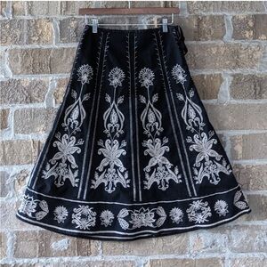 PERSAMAN New York Embroidered Embellished A-line 100% Cotton Skirt Black Cream